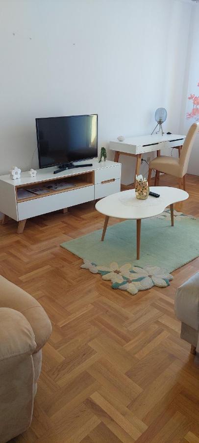 Apartment Meli Varazdin Luaran gambar