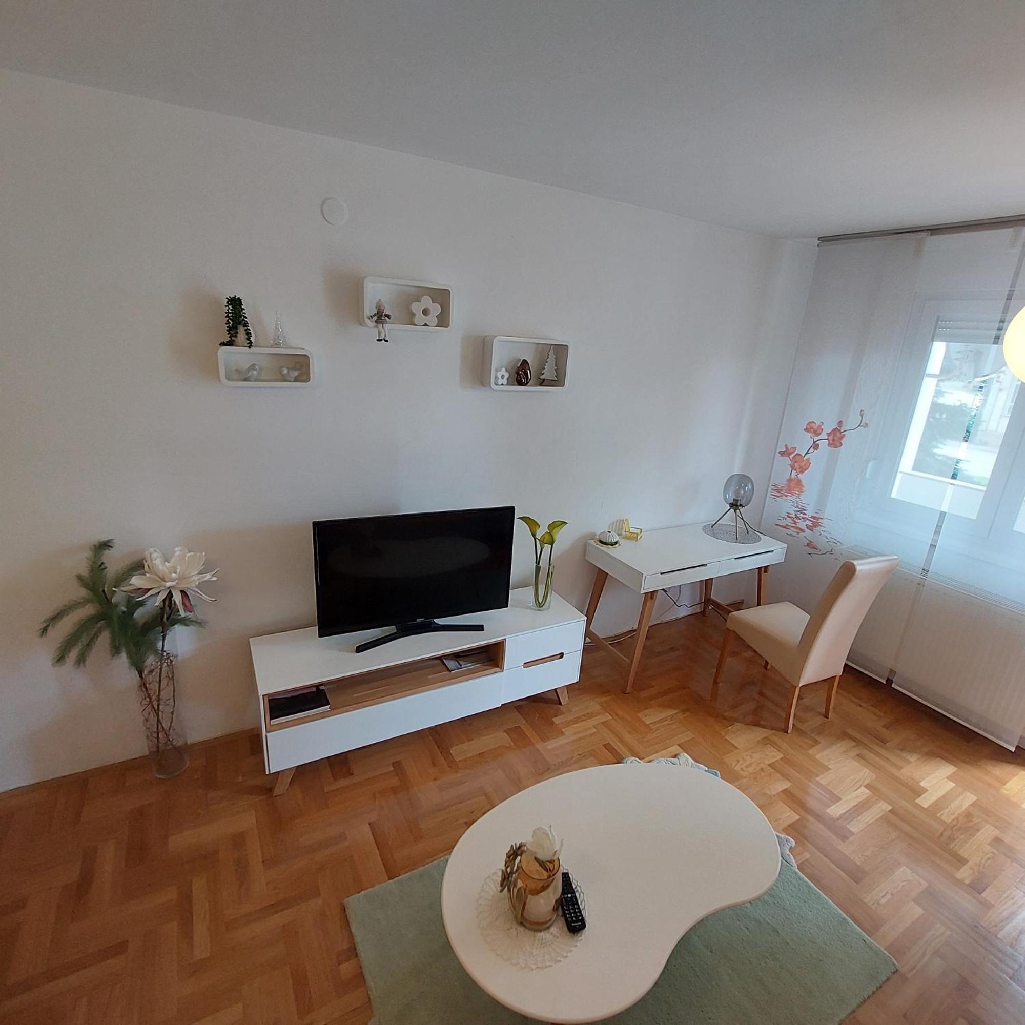 Apartment Meli Varazdin Luaran gambar